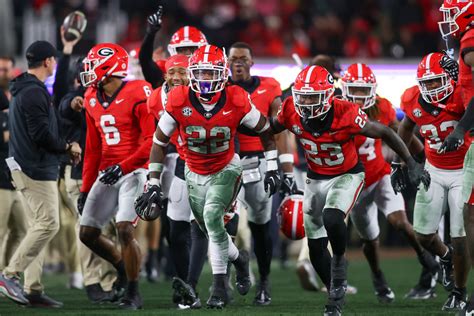 Georgia vs Tennessee Experts Picks, Predictions, Week 12.